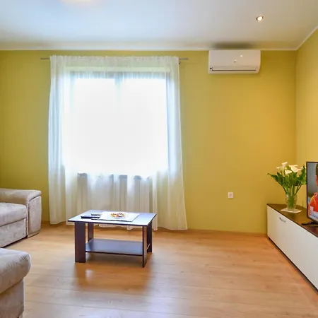 Lejlighed Marijo By Interhome